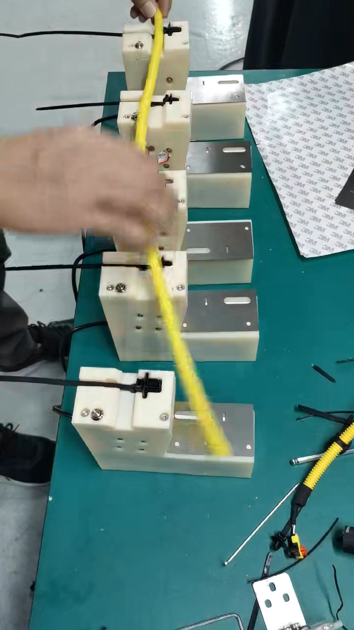 固定ケーブルタイ自動緊張切断機（誘導トリガー）JW-SLQ