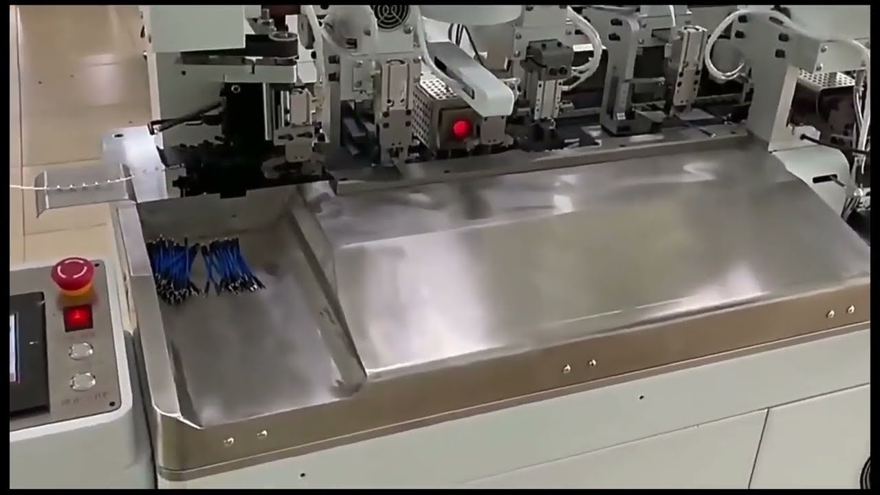 全自動ダブルヘッド式 乾式熱収縮チューブ端子圧着機（自動検知機能搭載）
