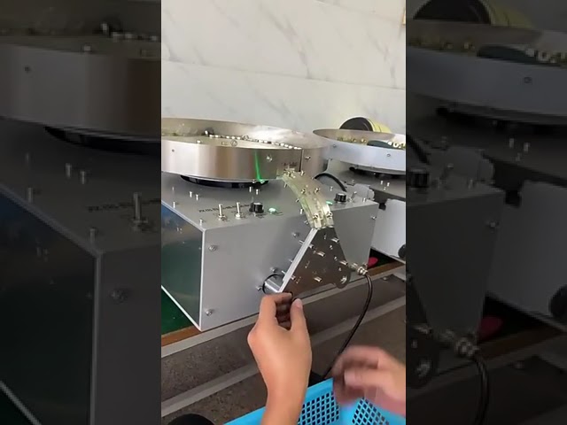 新型電気式自動ナット組立機 - ねじ締め・ナット取り付け・パンチング