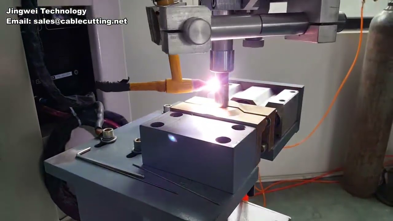 サーボ油圧複合6ステーション自動スチールストリップ成形機（金属コーディング統合型）