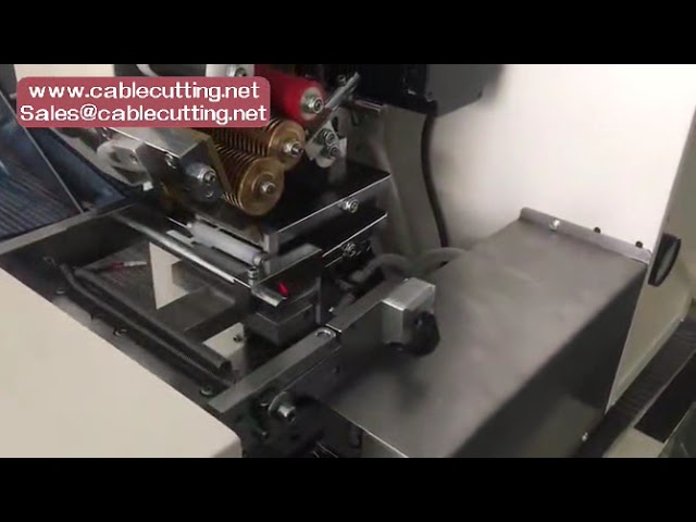 半自動ラベリングマシン | USBワイヤーハーネス・スチールホース対応 自粘着ラベル貼付機