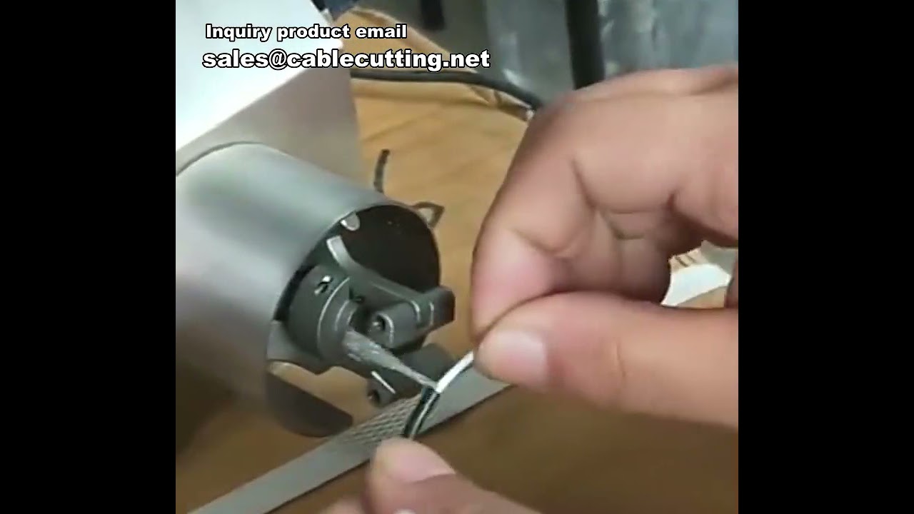 多芯線撚り機 | 絶縁線分離・撚り加工自動化マシン