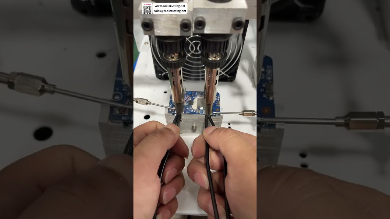デュアルガンバッテリーはんだ付け機 ワンステップ精密溶接基板組立処理
