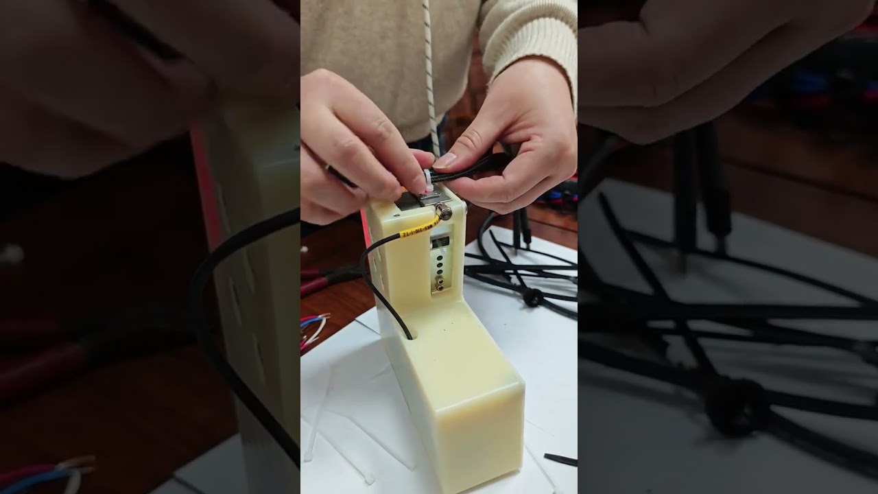 着脱カバー式汎用結束バンド工具 — カスタムタイの引張・切断